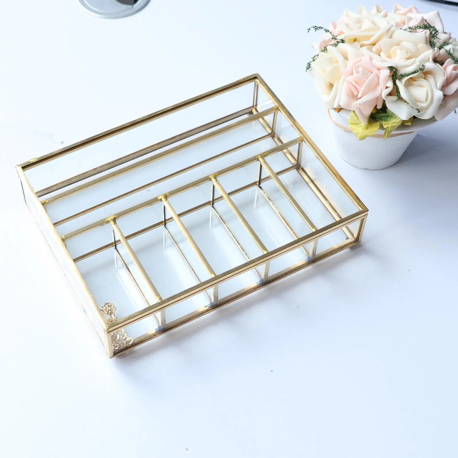 Boîte à Bijoux en Verre et Laiton - leportebijoux.fr